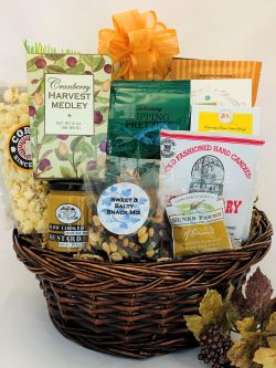 Sensational & Bountiful Basket ( Thanksgiving ) ($125-$200)